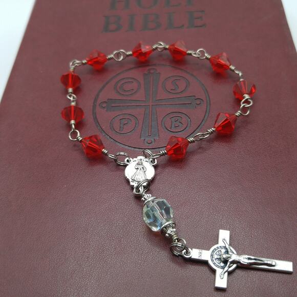 Divine Mercy & Lady Fatima Red One Decade Rosary, Swarovski Crystals - Picture 9 of 10